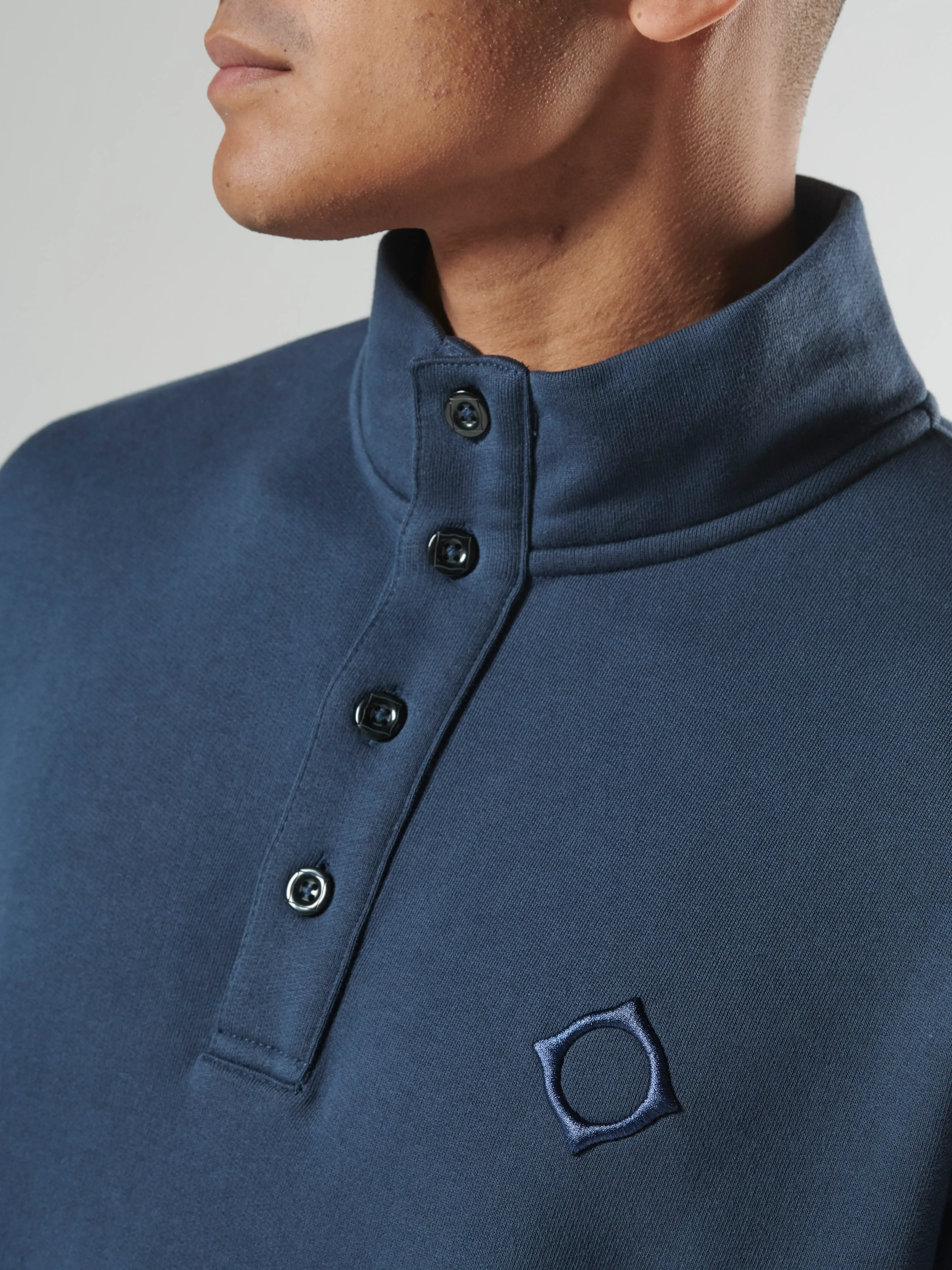 STRIA FUNNEL BOX SWEAT Ink Navy