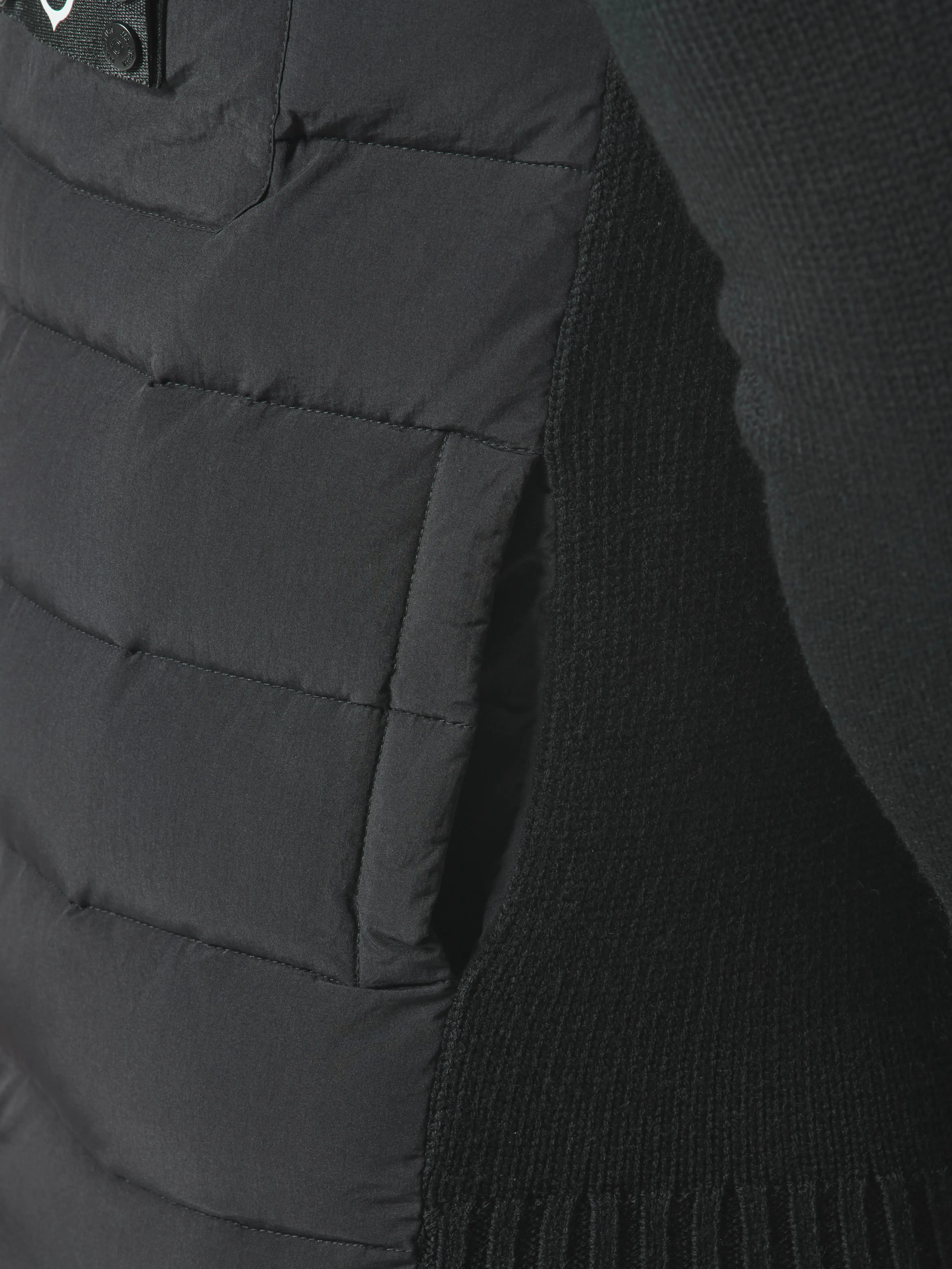 STORM KNITTED JACKET Jet Black