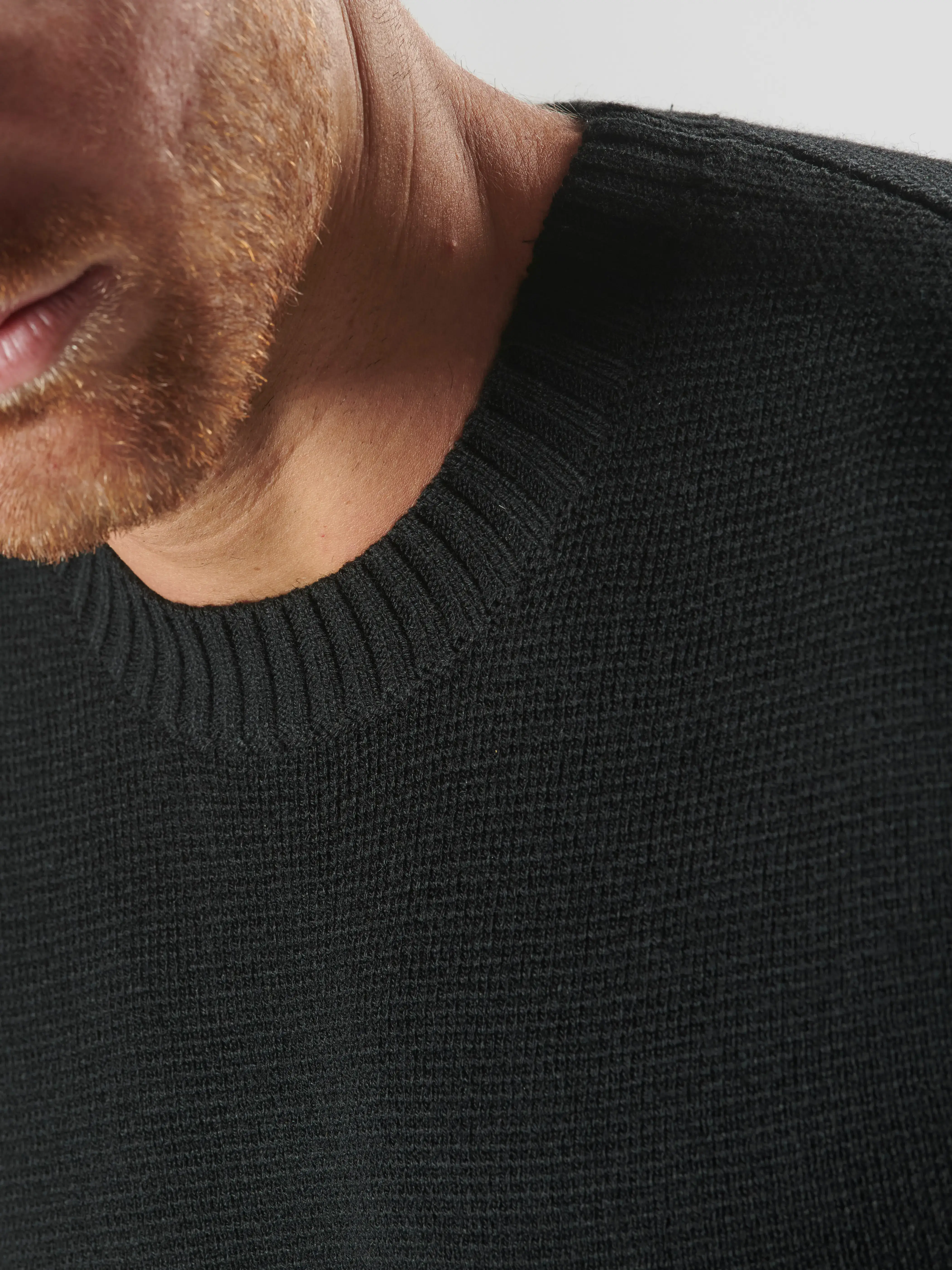 MONTAGE CREW KNIT Jet Black
