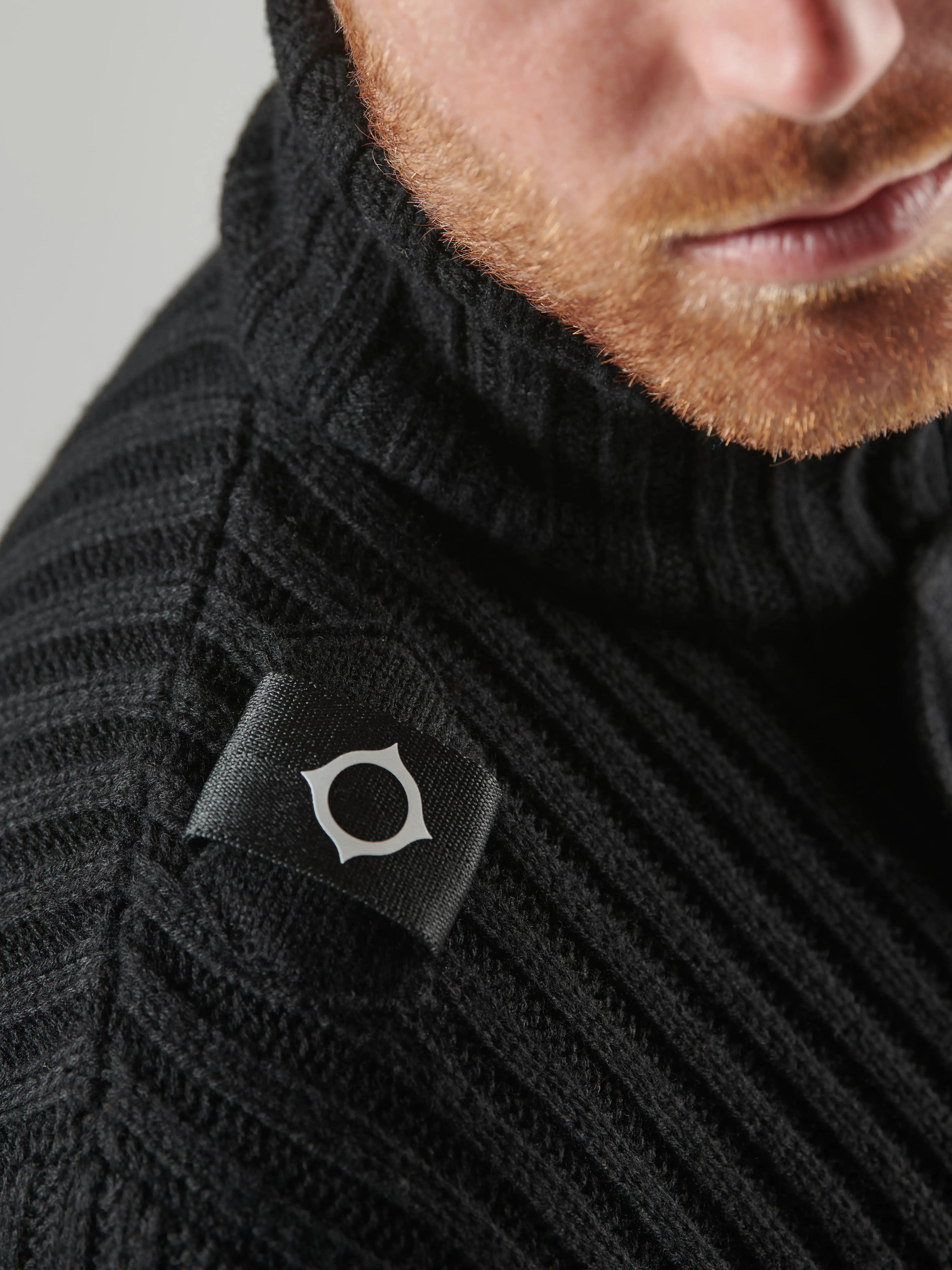 GLAZE FULL ZIP KNIT Jet Black