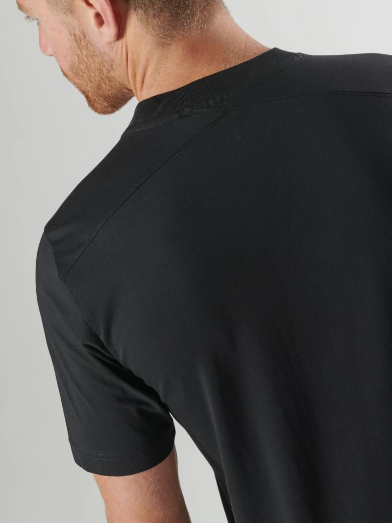 BORA HALF COMPASS PRINT TEE Jet Black