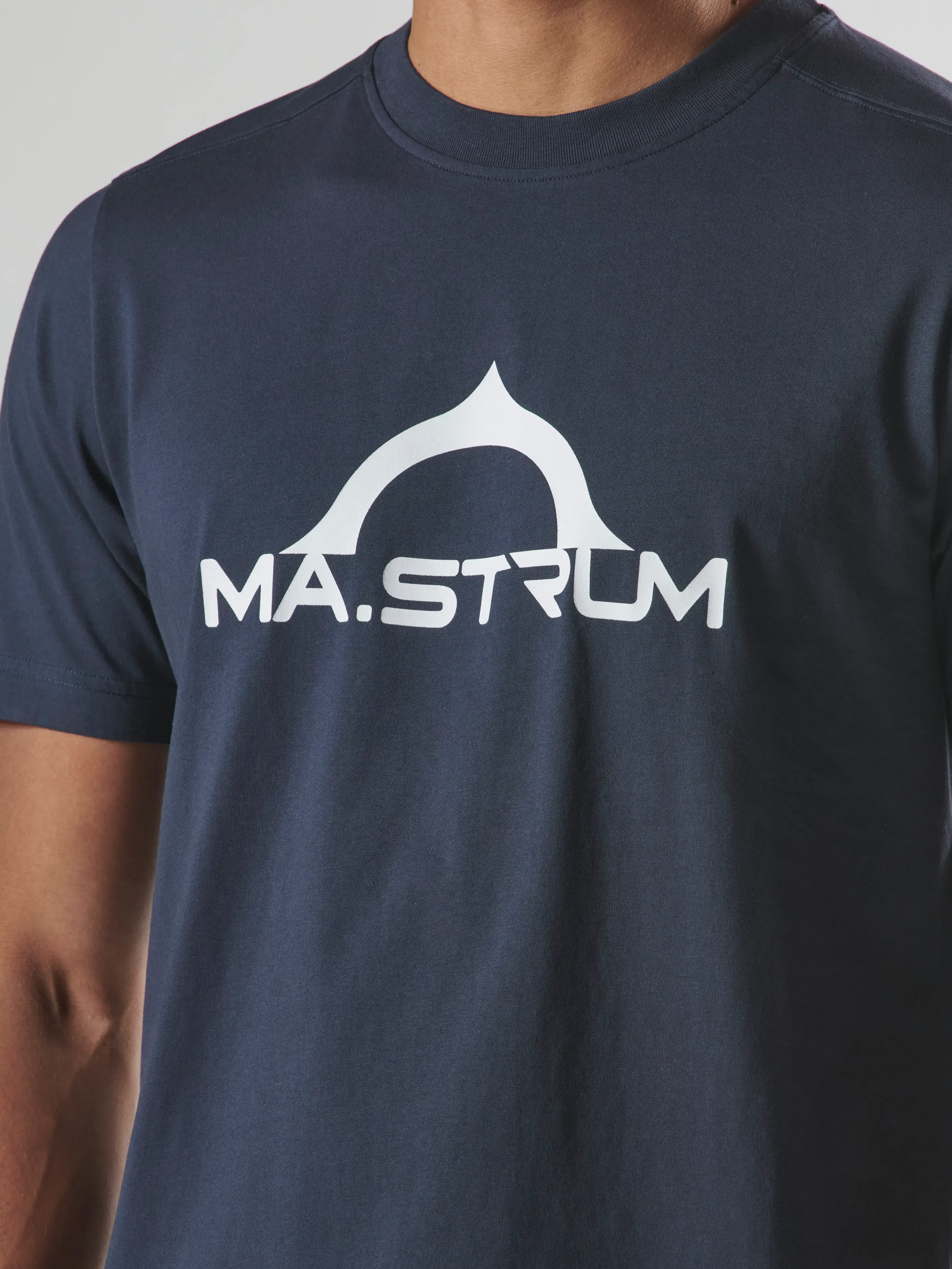BORA HALF COMPASS PRINT TEE Ink Navy