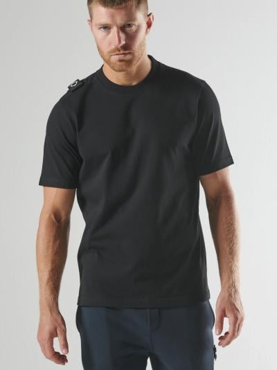 BADGE TEE Jet Black