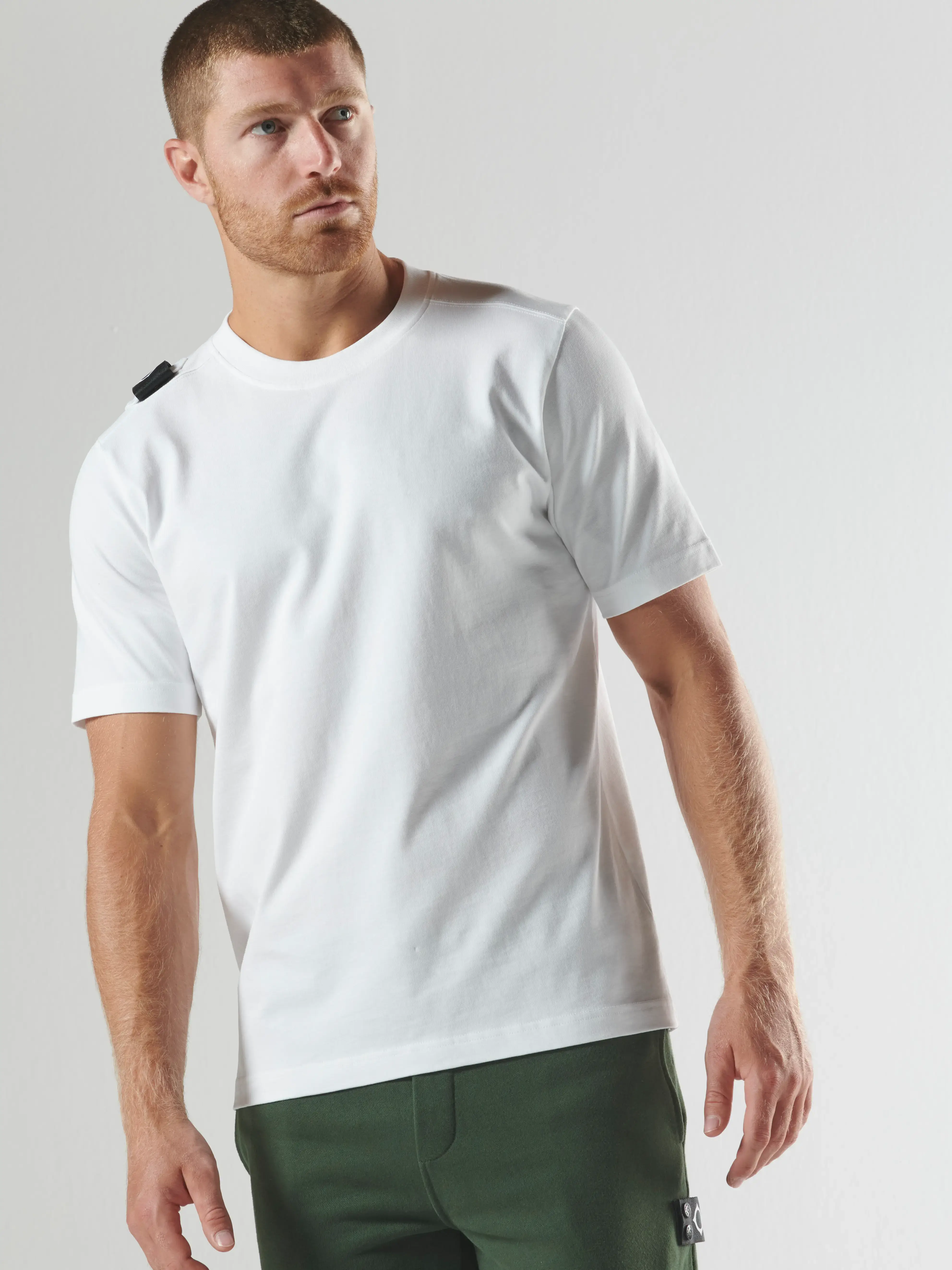 BADGE TEE Optic White