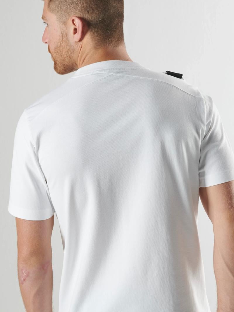 BADGE TEE Optic White